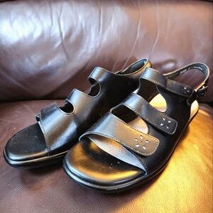 Black Women's SAS Quatro Slingback Sandals